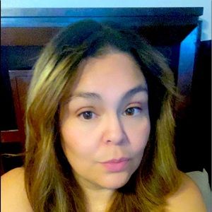 Meet your Posher, Roxanna